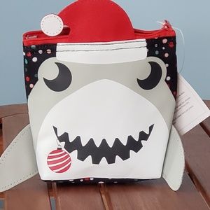 Cool zip snacker holiday shark